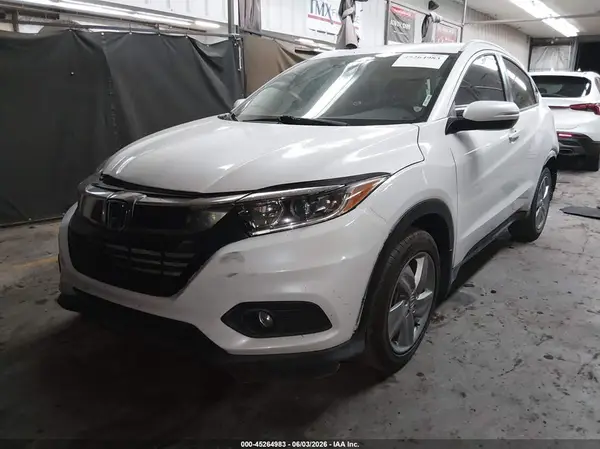 3CZRU5H58KM726062 2019 HONDA HR-V - Image 2