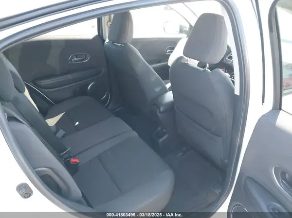 3CZRU5H58LM703558 2020 HONDA HR-V - Image 8