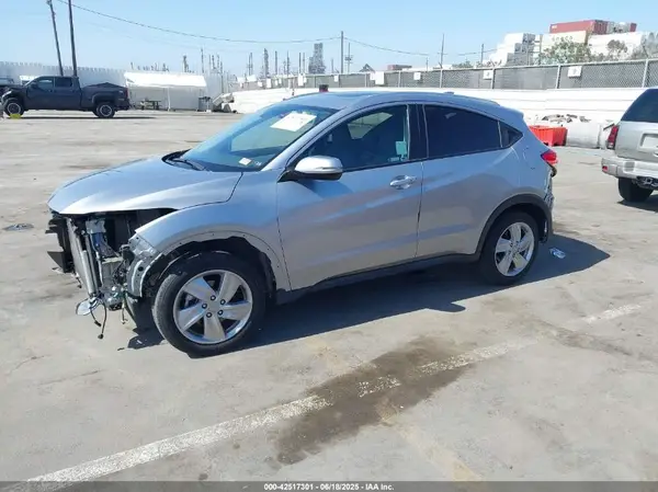 3CZRU5H58LM709246 2020 HONDA HR-V - Image 2