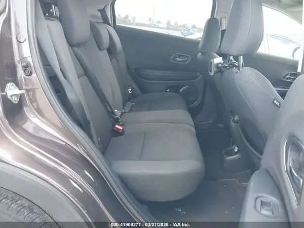 3CZRU5H58MM706798 2021 HONDA HR-V - Image 8