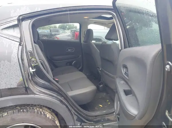 3CZRU5H58MM706977 2021 HONDA HR-V - Image 8