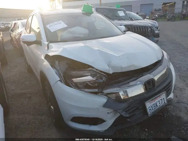 3CZRU5H58MM731698 2021 HONDA HR-V - Image 1