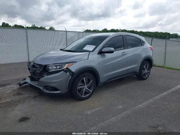 3CZRU5H58MM733614 2021 HONDA HR-V - Image 2