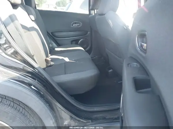 3CZRU5H58NM708634 2022 HONDA HR-V - Image 8