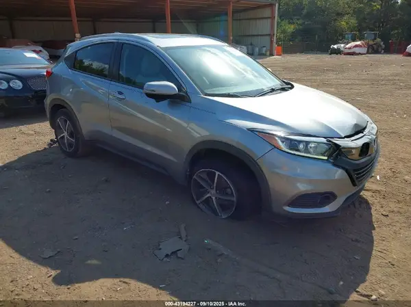 3CZRU5H58NM724557 2022 HONDA HR-V - Image 1