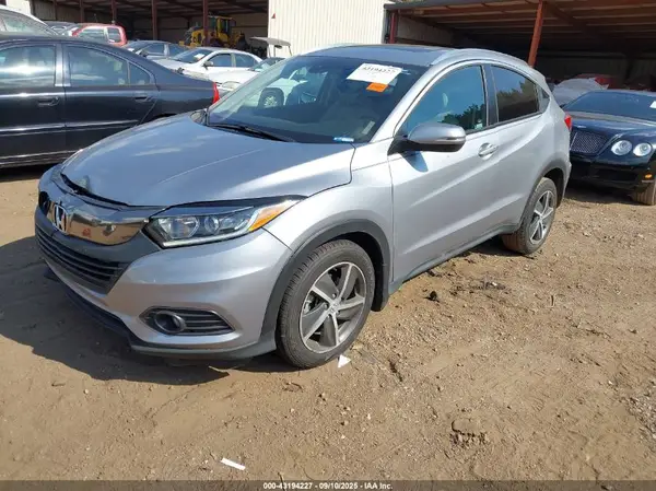3CZRU5H58NM724557 2022 HONDA HR-V - Image 2