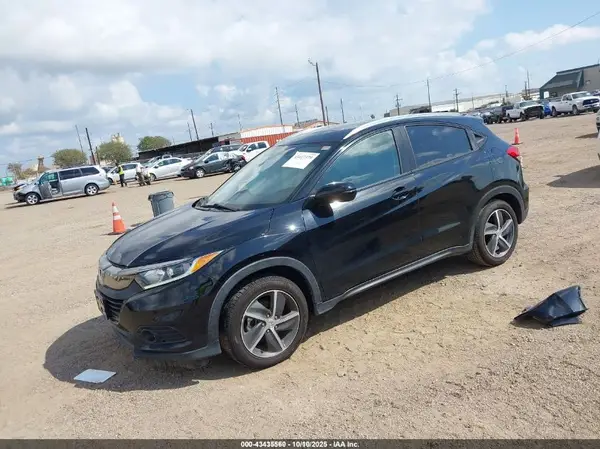 3CZRU5H58NM729564 2022 HONDA HR-V - Image 2