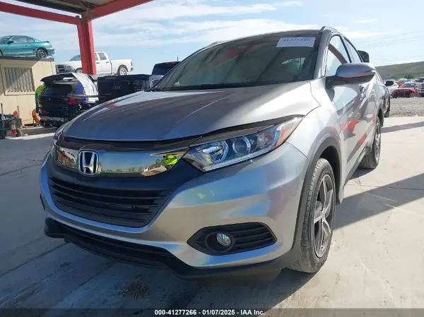 3CZRU5H58NM740662 2022 HONDA HR-V - Image 2