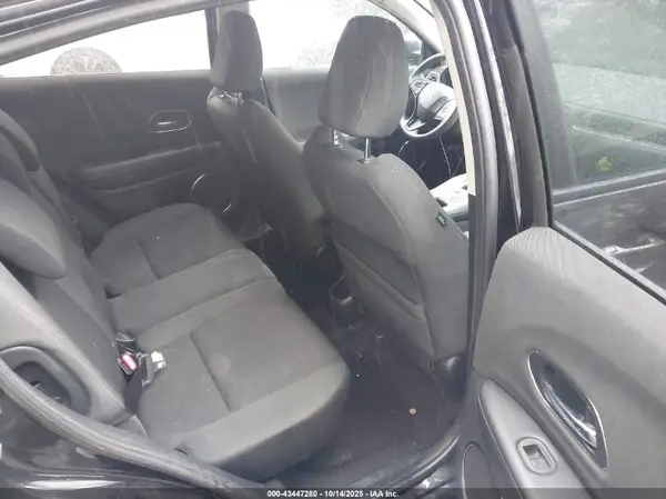 3CZRU5H58NM742055 2022 HONDA HR-V - Image 8