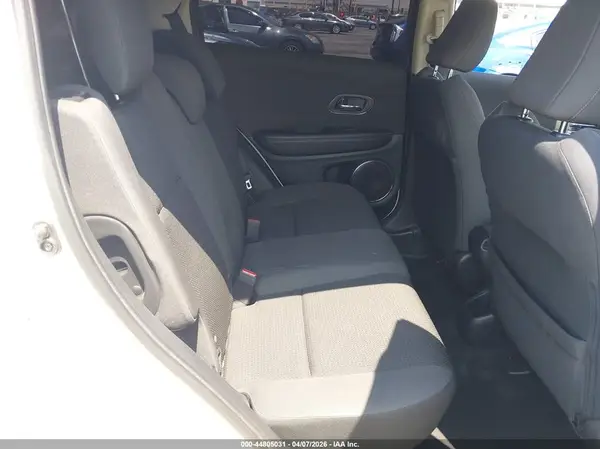 3CZRU5H58NM742928 2022 HONDA HR-V - Image 8