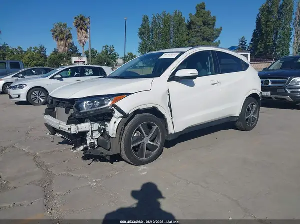 3CZRU5H58NM745599 2022 HONDA HR-V - Image 2