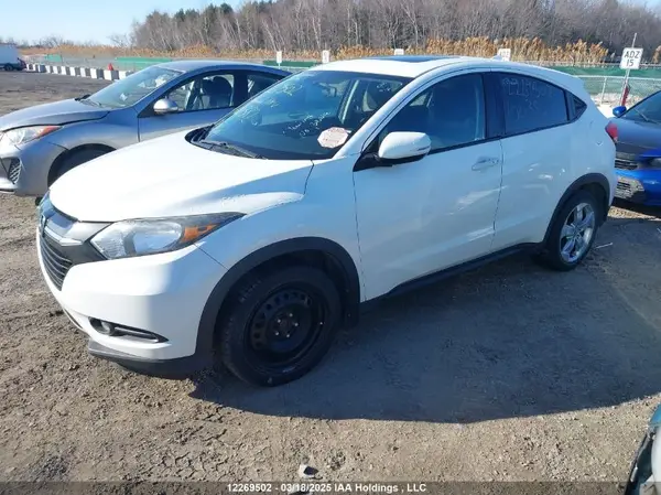 3CZRU5H59GM100382 2016 HONDA HR-V - Image 2
