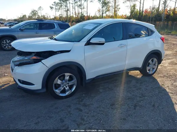 3CZRU5H59GM714638 2016 HONDA HR-V - Image 2