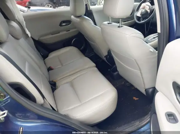 3CZRU5H59GM716924 2016 HONDA HR-V - Image 8