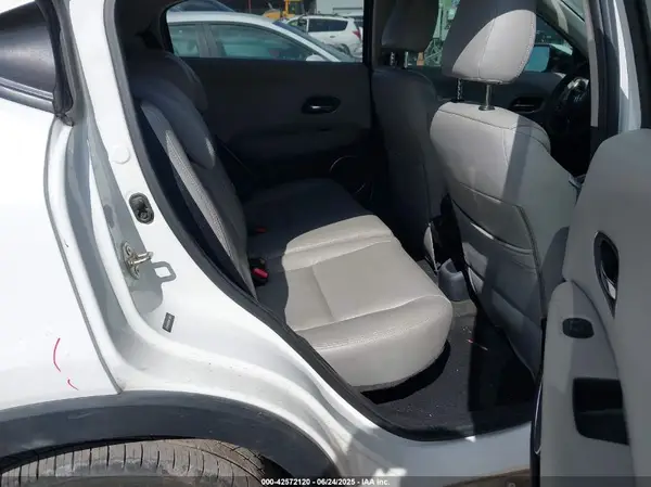 3CZRU5H59GM719869 2016 HONDA HR-V - Image 8