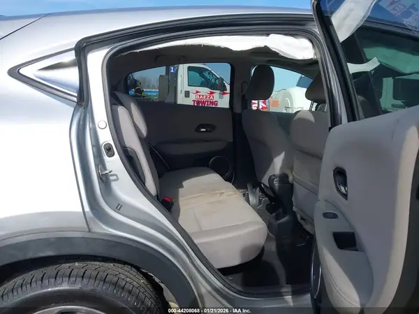 3CZRU5H59GM733576 2016 HONDA HR-V - Image 8