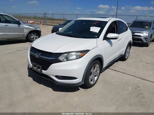 3CZRU5H59GM744075 2016 HONDA HR-V - Image 2