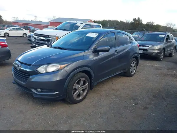 3CZRU5H59GM745209 2016 HONDA HR-V - Image 2