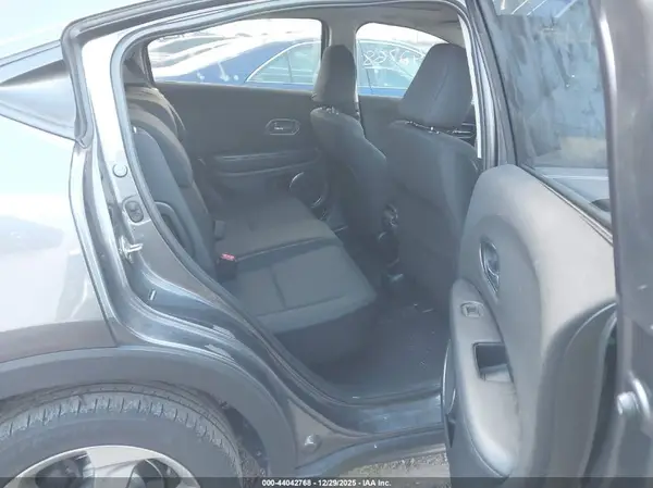 3CZRU5H59GM745209 2016 HONDA HR-V - Image 8
