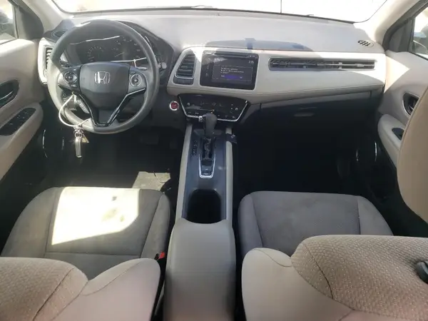 3CZRU5H59HG708080 2017 HONDA HR-V - Image 8