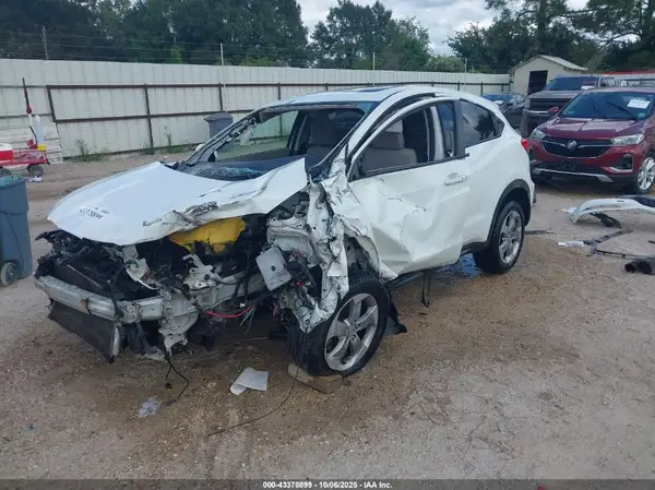 3CZRU5H59HM712759 2017 HONDA HR-V - Image 2