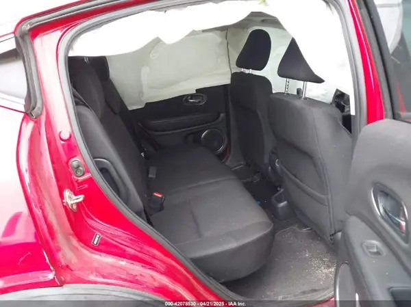 3CZRU5H59HM717587 2017 HONDA HR-V - Image 8