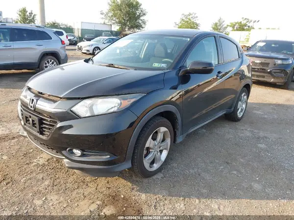 3CZRU5H59HM718707 2017 HONDA HR-V - Image 2