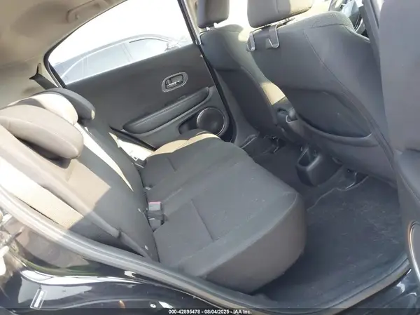 3CZRU5H59HM718707 2017 HONDA HR-V - Image 8