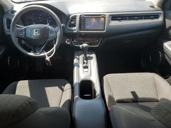 3CZRU5H59HM720554 2017 HONDA HR-V - Image 8