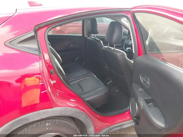 3CZRU5H59HM721977 2017 HONDA HR-V - Image 8
