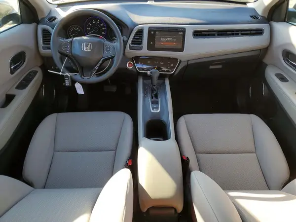 3CZRU5H59HM727875 2017 HONDA HR-V - Image 8