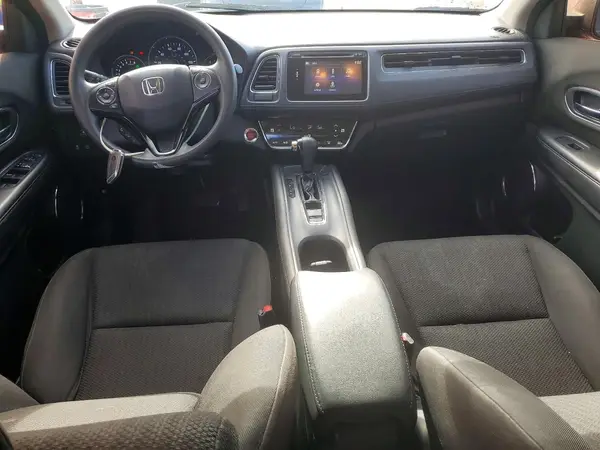 3CZRU5H59JG701880 2018 HONDA HR-V - Image 8