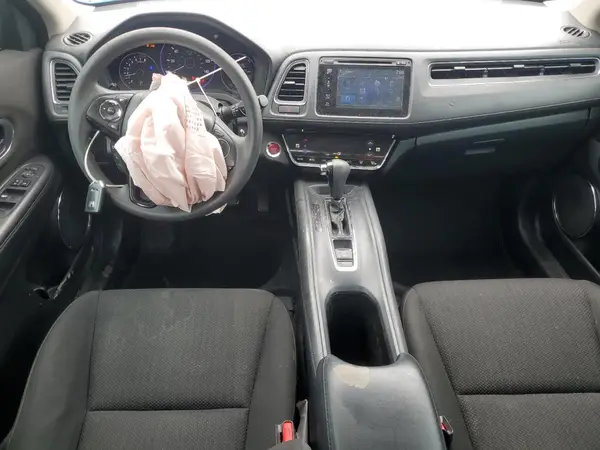 3CZRU5H59JG704150 2018 HONDA HR-V - Image 8