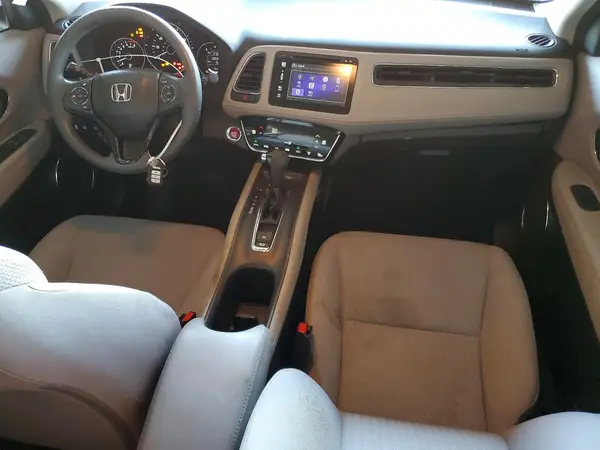 3CZRU5H59JM704053 2018 HONDA HR-V - Image 8