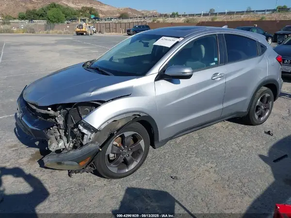 3CZRU5H59JM708507 2018 HONDA HR-V - Image 2