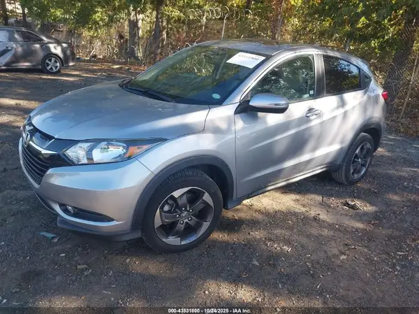 3CZRU5H59JM709642 2018 HONDA HR-V - Image 2