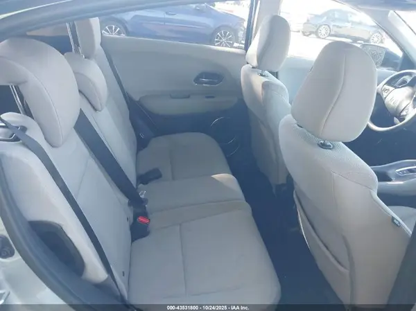 3CZRU5H59JM709642 2018 HONDA HR-V - Image 8