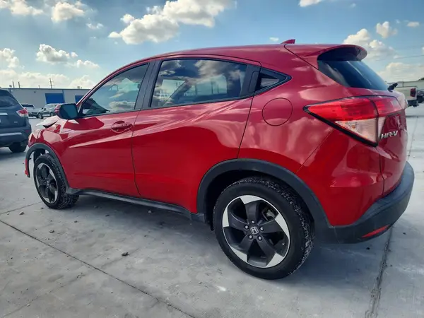 3CZRU5H59JM712167 2018 HONDA HR-V - Image 2