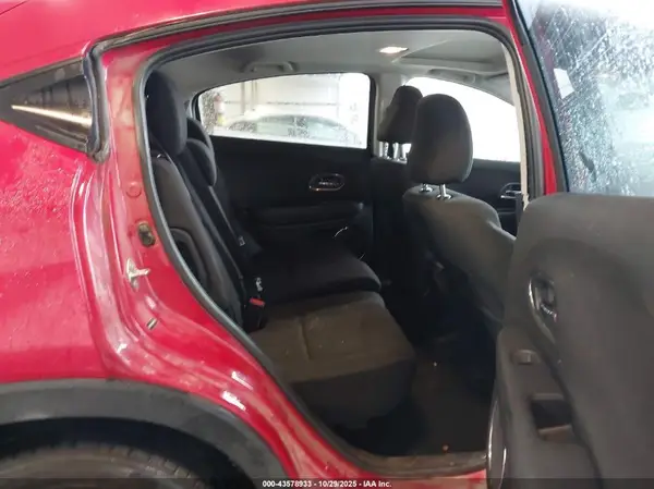 3CZRU5H59JM712217 2018 HONDA HR-V - Image 8