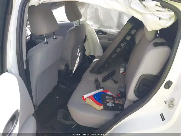 3CZRU5H59JM712301 2018 HONDA HR-V - Image 8