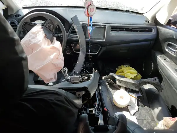 3CZRU5H59JM716266 2018 HONDA HR-V - Image 8