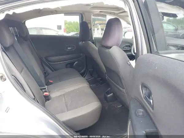 3CZRU5H59KM703311 2019 HONDA HR-V - Image 8