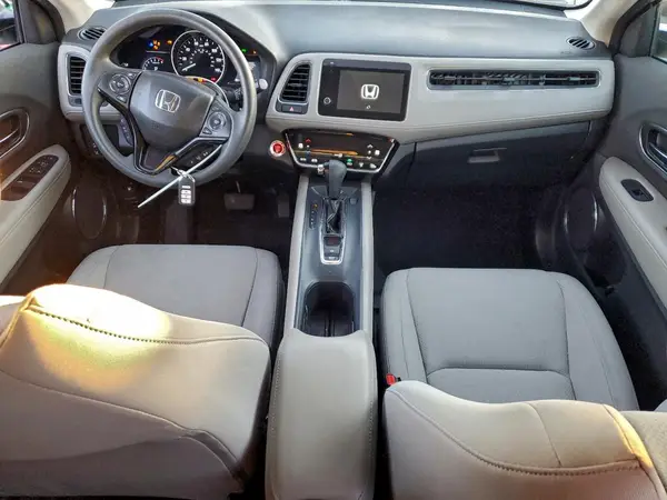 3CZRU5H59KM709352 2019 HONDA HR-V - Image 8