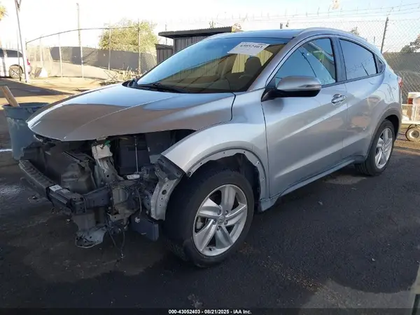 3CZRU5H59KM716673 2019 HONDA HR-V - Image 2