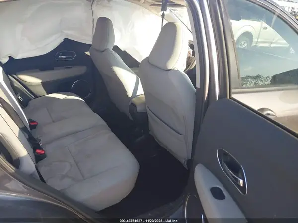 3CZRU5H59KM725275 2019 HONDA HR-V - Image 8
