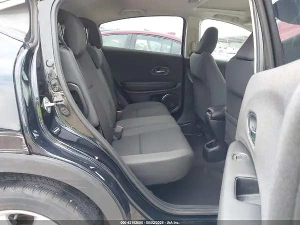3CZRU5H59KM729035 2019 HONDA HR-V - Image 8