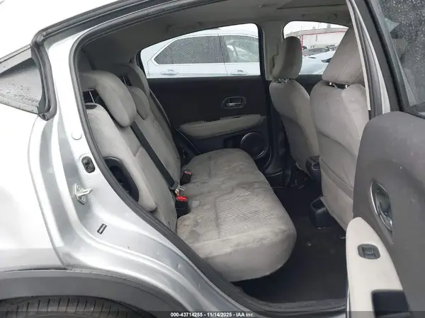 3CZRU5H59LM714410 2020 HONDA HR-V - Image 8