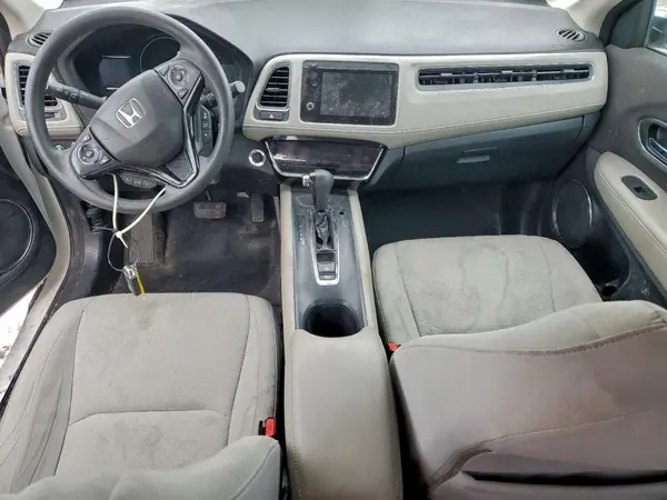 3CZRU5H59LM716447 2020 HONDA HR-V - Image 8