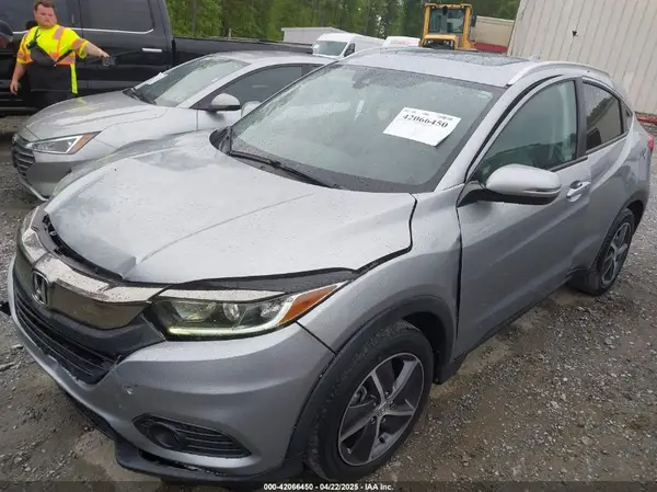 3CZRU5H59MM727773 2021 HONDA HR-V - Image 2