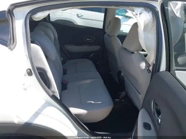 3CZRU5H59NM721313 2022 HONDA HR-V - Image 8